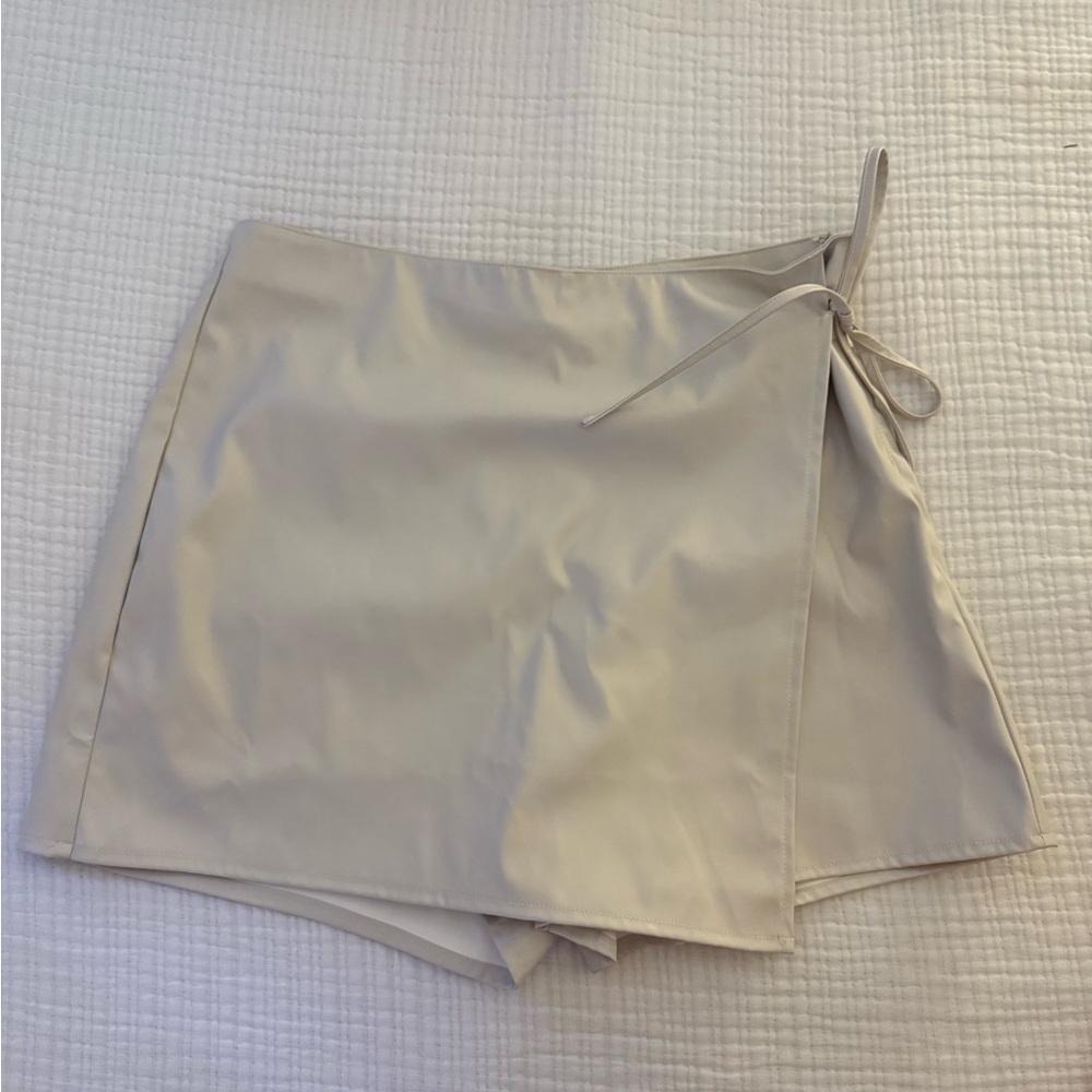 Leather Skirt!